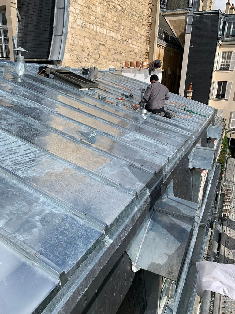 couverture générale toiture couvreur paris 75 Les Maitres Compagnons